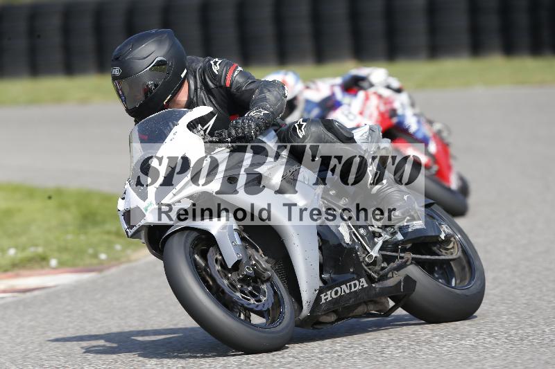 /45 10.08.2025 Plüss Moto Sport ADR/Freies Fahren/504